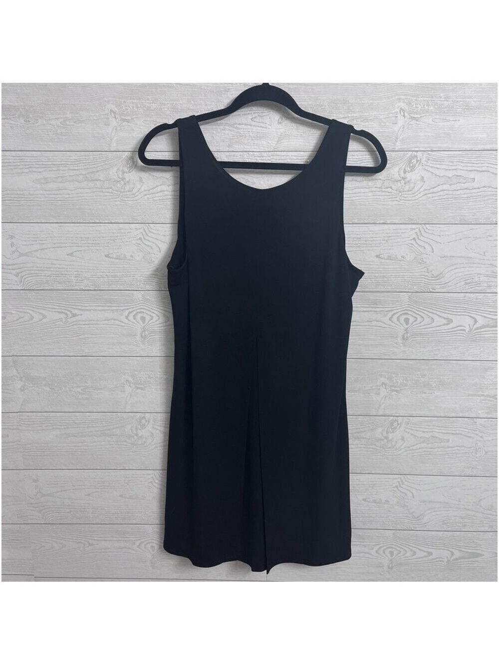 BCBG International Women’s Black Stretch Sleeveless Midi Dress. Size M